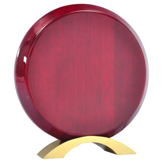 Plaque ronde en bois de 20,3 cm avec finition brillante en bois de rose avec base en métal doré.